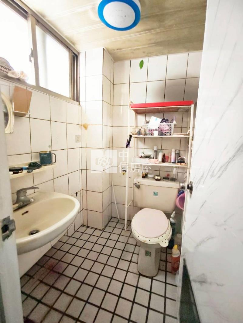 永康國小旁明亮三房華廈房屋室內格局與周邊環境