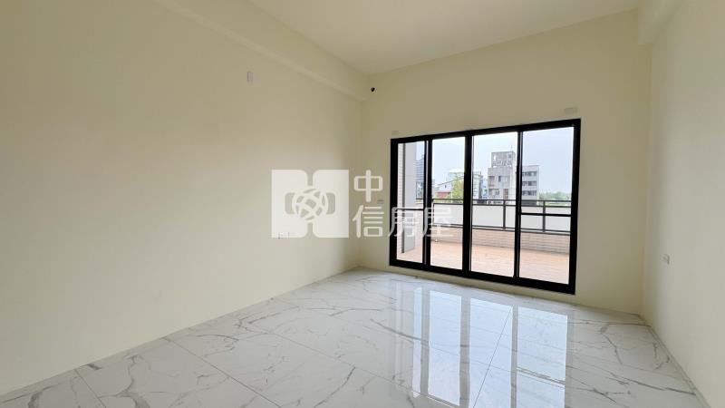 頭城山海私邸全新電梯透天房屋室內格局與周邊環境