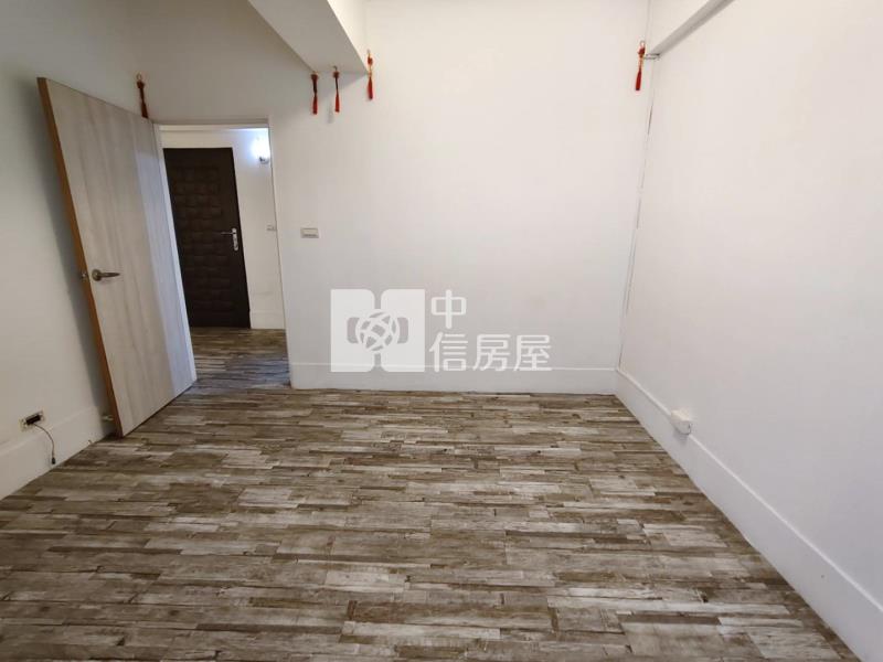 東方明珠一房一廳有平車套房房屋室內格局與周邊環境