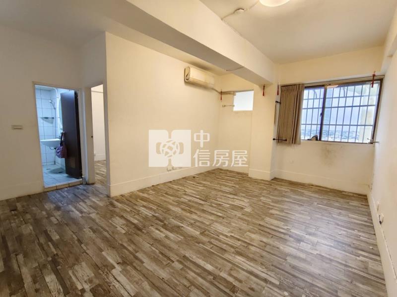 東方明珠一房一廳有平車套房房屋室內格局與周邊環境