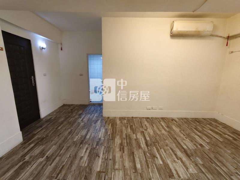 東方明珠一房一廳有平車套房房屋室內格局與周邊環境