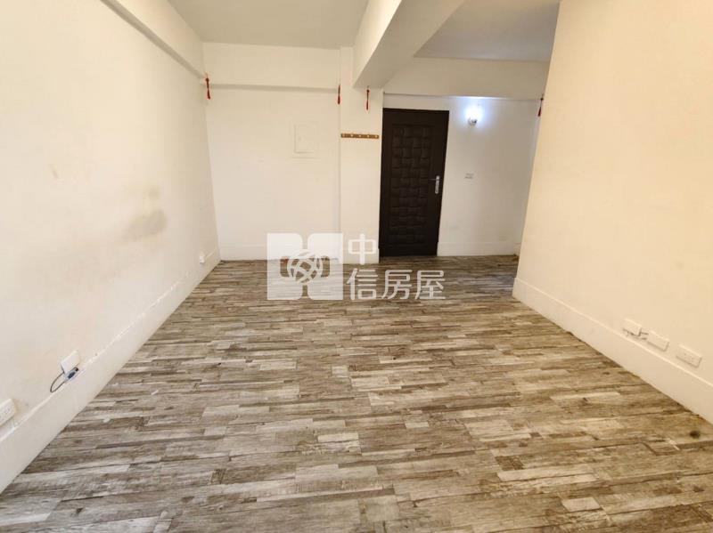 東方明珠一房一廳有平車套房房屋室內格局與周邊環境