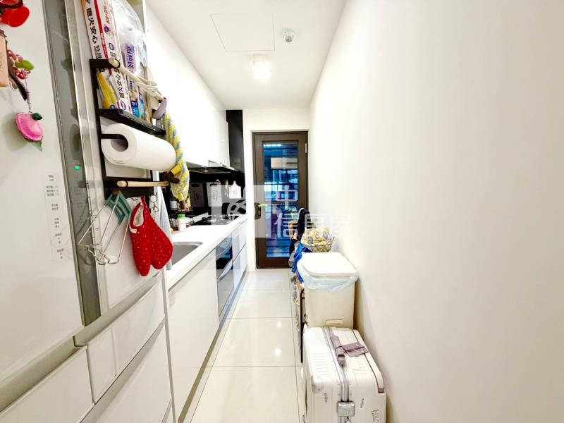 中路重劃區康萊爾景觀美三房車房屋室內格局與周邊環境