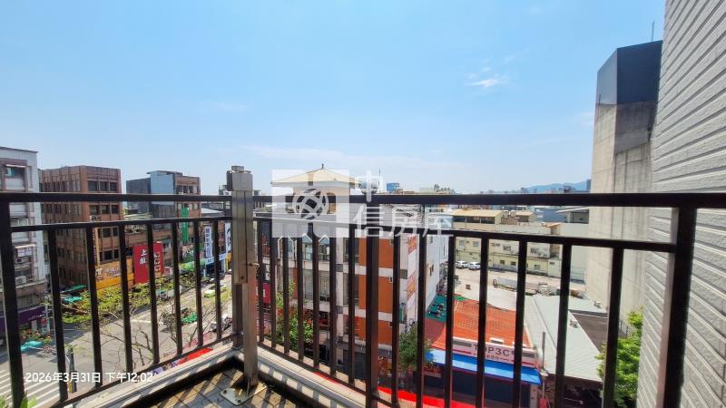 礁溪晏京挑高5米邊間湯苑房屋室內格局與周邊環境