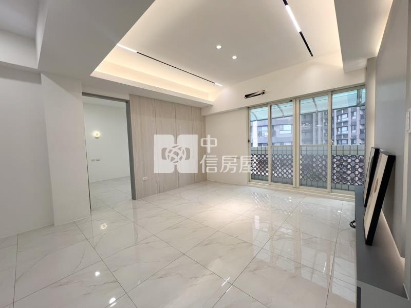 龍岡忠貞商圈全新整理電梯三房房屋室內格局與周邊環境