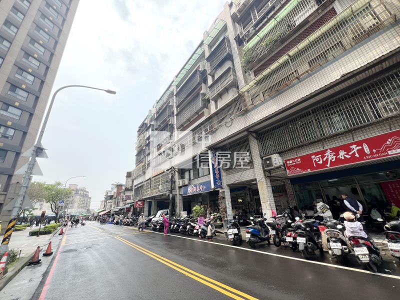 龍岡忠貞商圈全新整理電梯三房房屋室內格局與周邊環境