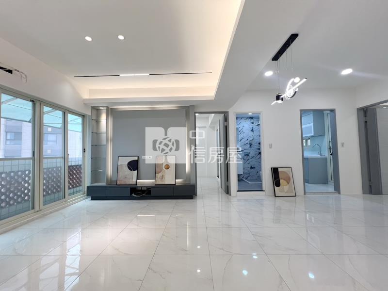 龍岡忠貞商圈全新整理電梯三房房屋室內格局與周邊環境