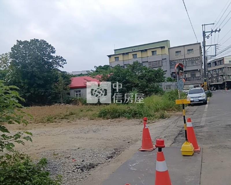 山上可蓋庭園之建地房屋室內格局與周邊環境