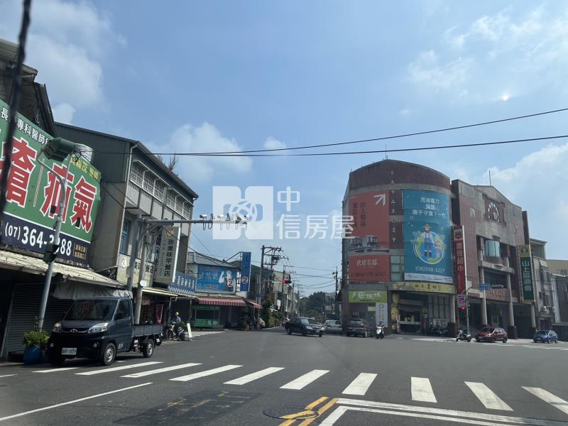 山上可蓋庭園之建地房屋室內格局與周邊環境