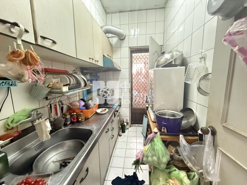 專-東安國小旁漂亮4改3房華廈房屋室內格局與周邊環境