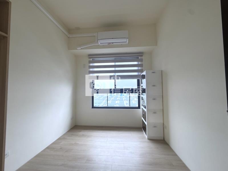 連建苒苒全新未住三房平車房屋室內格局與周邊環境