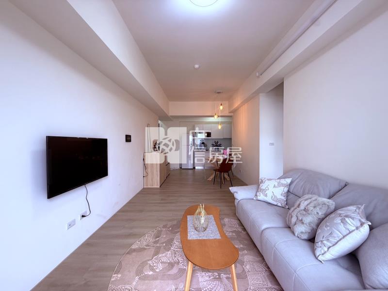 連建苒苒全新未住三房平車房屋室內格局與周邊環境