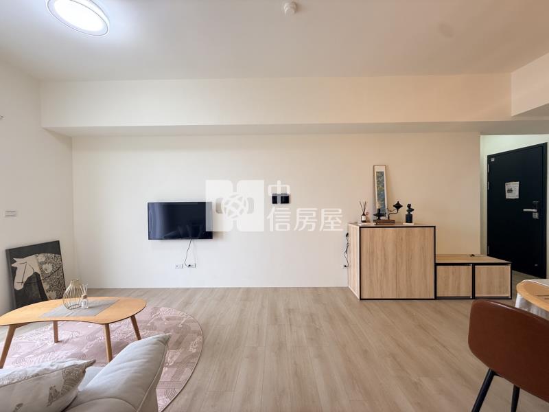 連建苒苒全新未住三房平車房屋室內格局與周邊環境