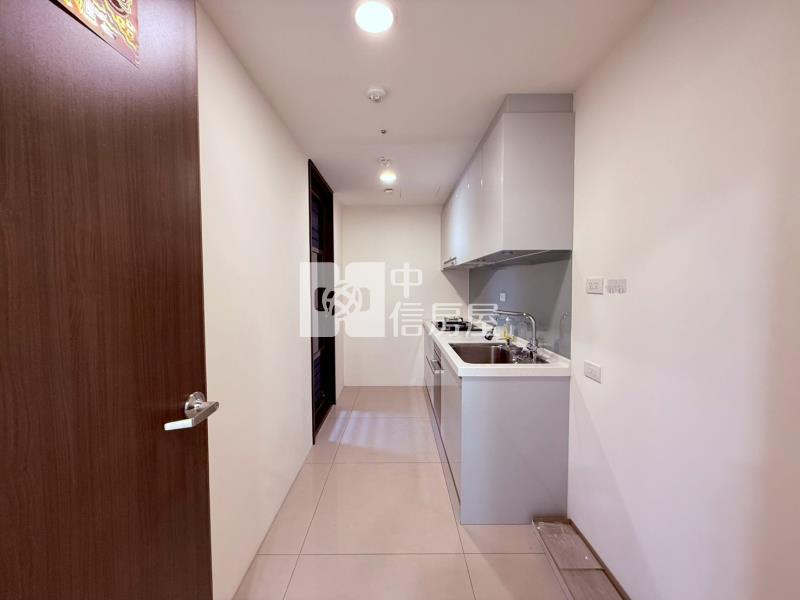 登陽春賞高樓層視野兩房兩衛平車房屋室內格局與周邊環境