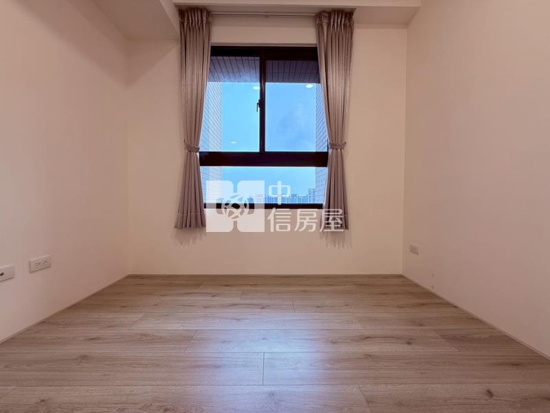 登陽春賞高樓層視野兩房兩衛平車房屋室內格局與周邊環境