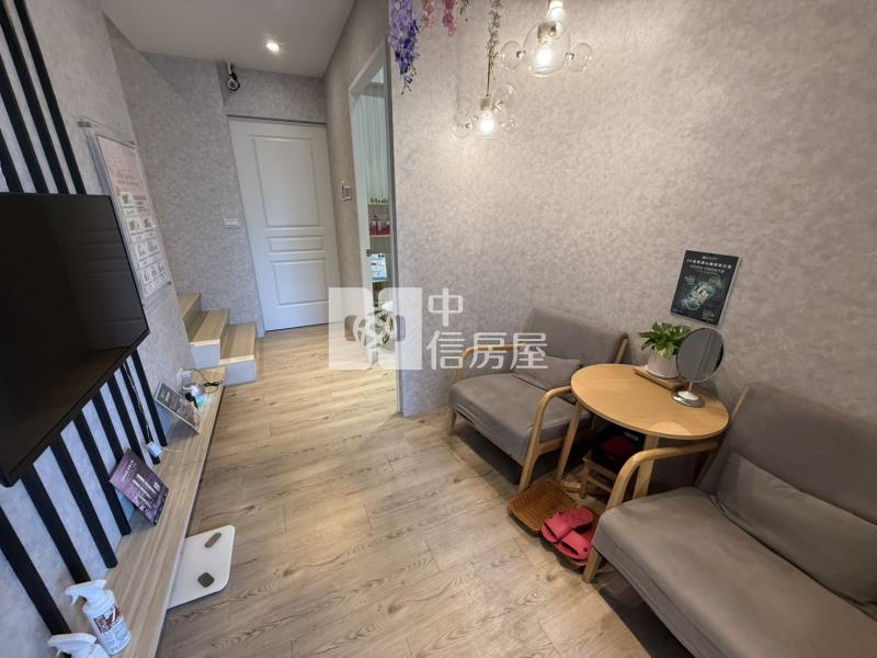 桃園經國特區幸福滙店面房屋室內格局與周邊環境