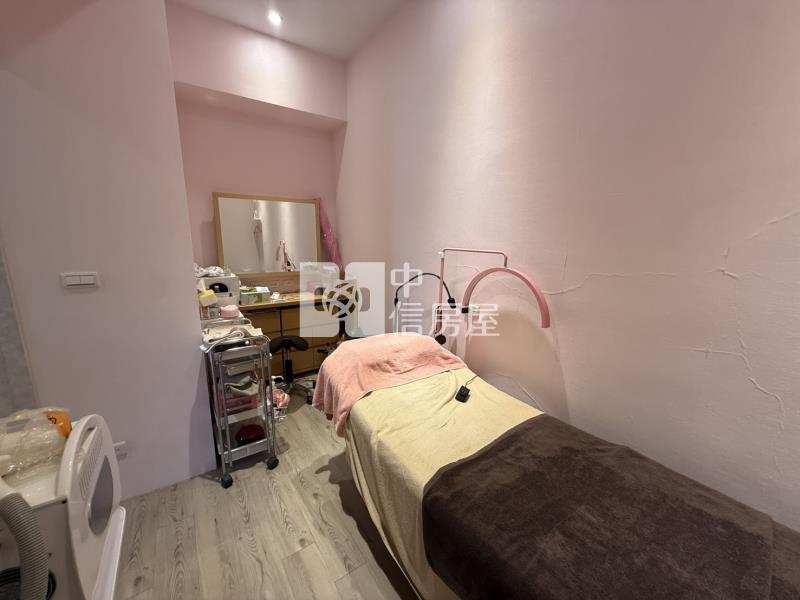 桃園經國特區幸福滙店面房屋室內格局與周邊環境