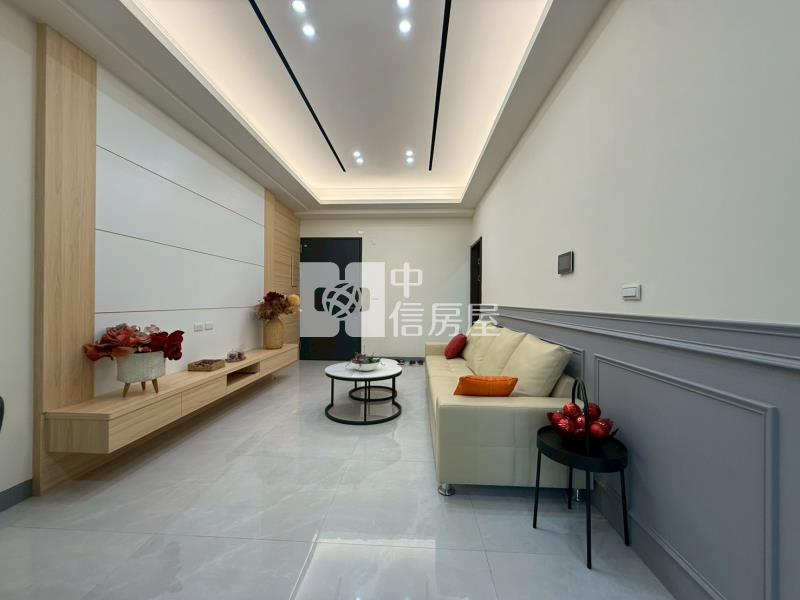 三期輕齡全新平車三房房屋室內格局與周邊環境