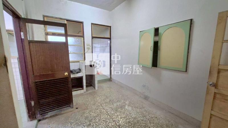 文化路巷透天房屋室內格局與周邊環境