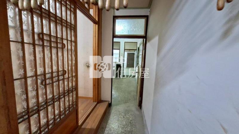 文化路巷透天房屋室內格局與周邊環境