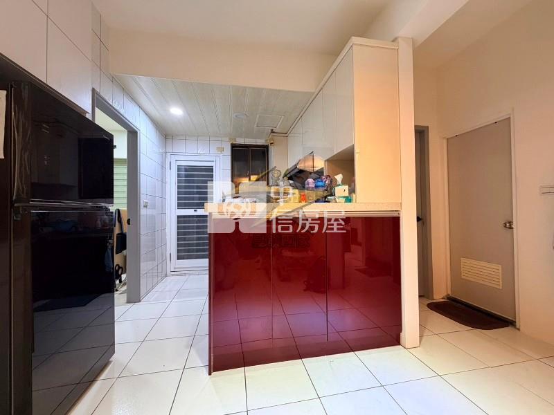 【星鑽】(獨家)大有商圈精美裝潢3房平車 小資成家首選房屋室內格局與周邊環境