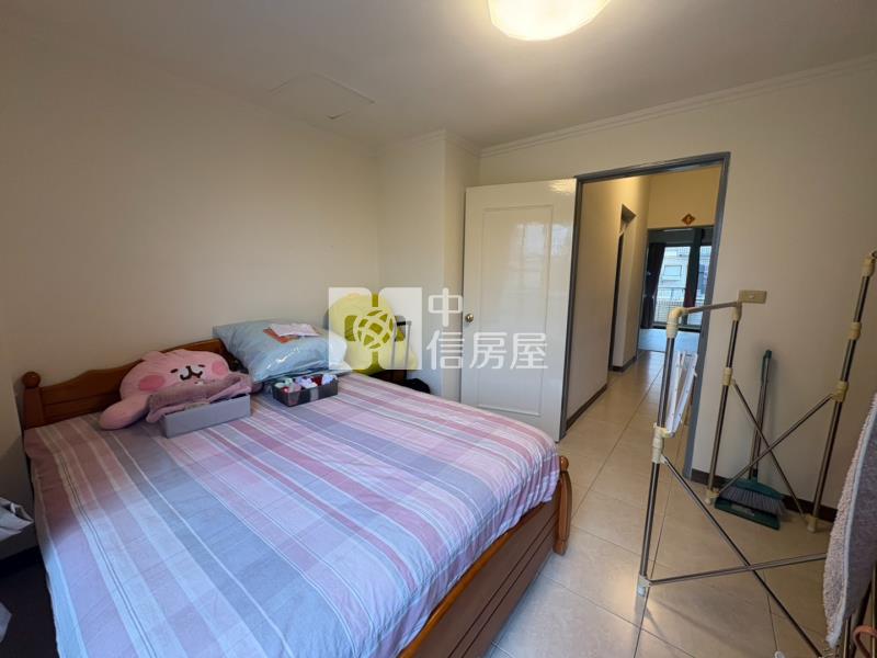 百年大鎮【牛津特區】4房雙車位別墅房屋室內格局與周邊環境