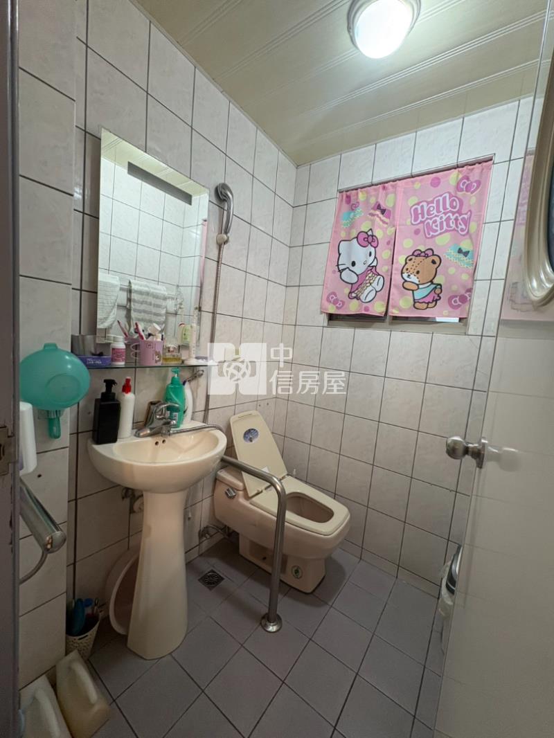 百年大鎮【牛津特區】4房雙車位別墅房屋室內格局與周邊環境