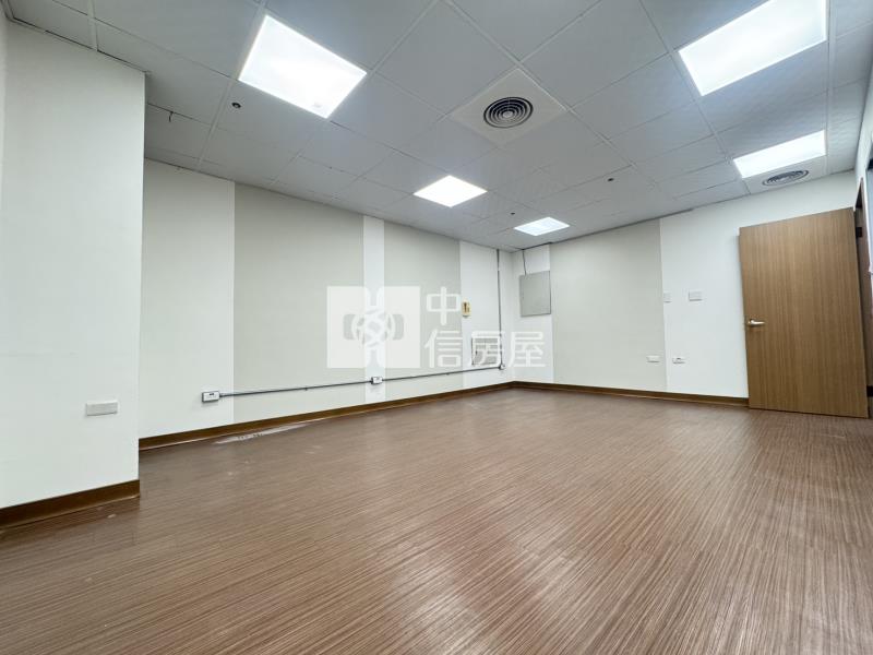 亞灣收租金雞母｜獅甲捷運百坪旗艦商辦房屋室內格局與周邊環境