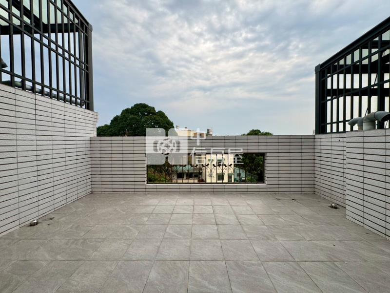 草屯僑光朝南四套房全新透天房屋室內格局與周邊環境