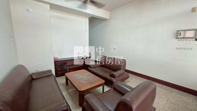 斗六榮譽路透天房屋室內格局與周邊環境