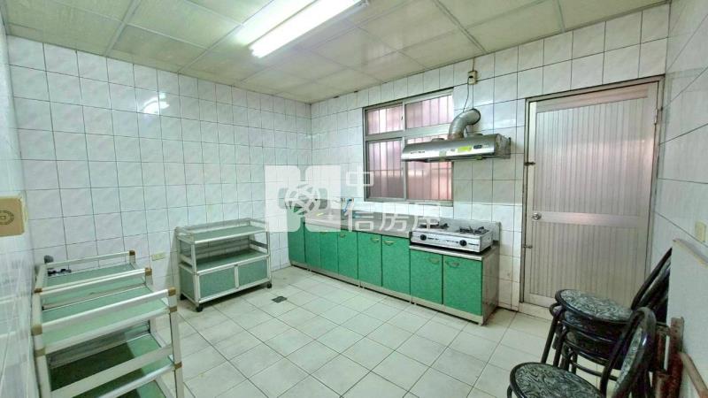 斗六榮譽路透天房屋室內格局與周邊環境