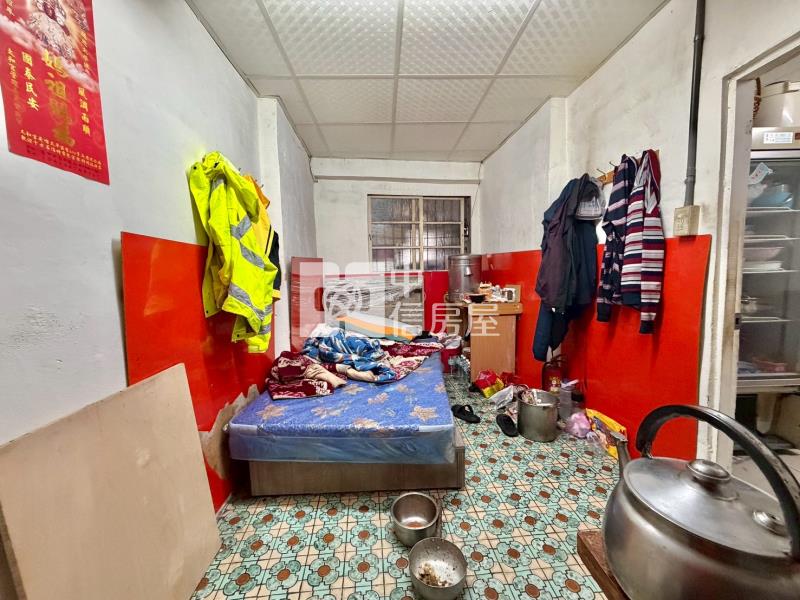 專任~臨路土地房屋室內格局與周邊環境