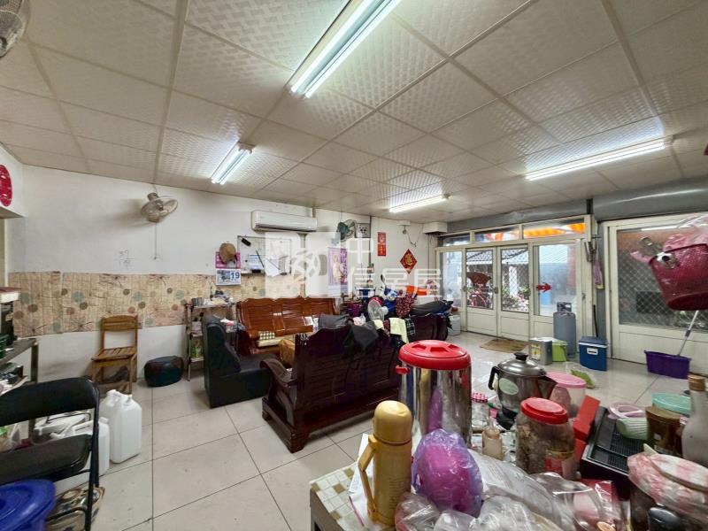 專任~臨路土地房屋室內格局與周邊環境