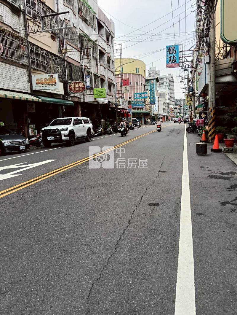 歡樂太平年樓店房屋室內格局與周邊環境