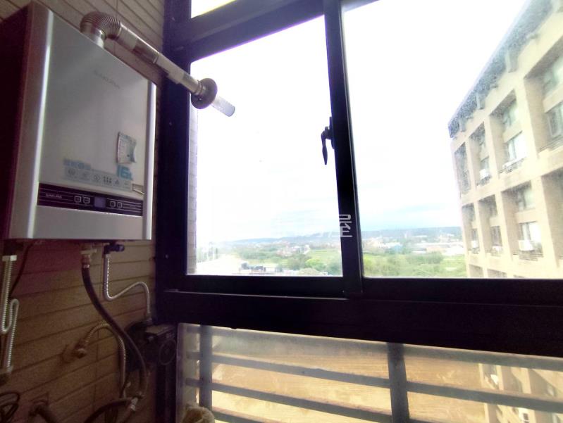 王爺壟旁景觀樓中樓三房房屋室內格局與周邊環境