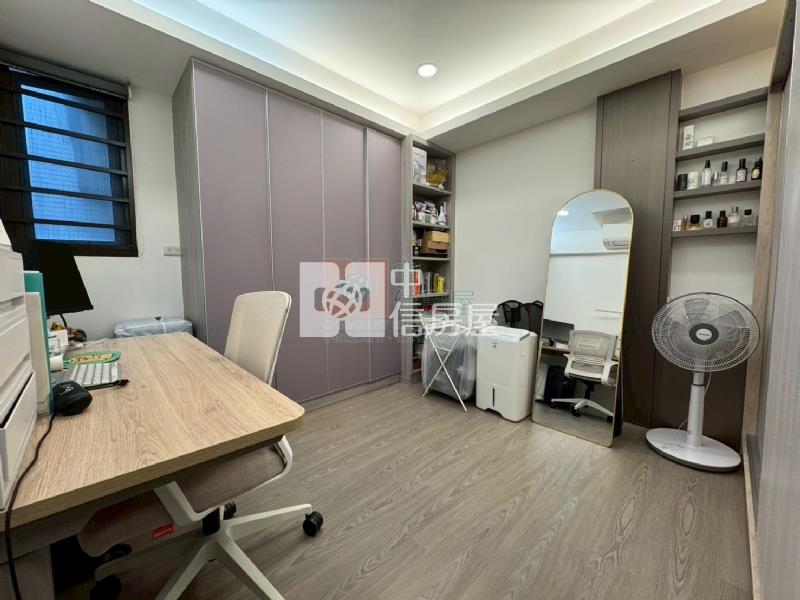 竹科門口稀有三房平車露臺戶房屋室內格局與周邊環境