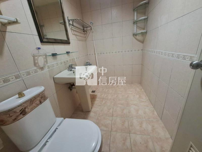 崇善路82坪1+2樓三車位寓房屋室內格局與周邊環境