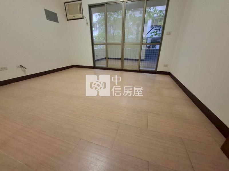 崇善路82坪1+2樓三車位寓房屋室內格局與周邊環境