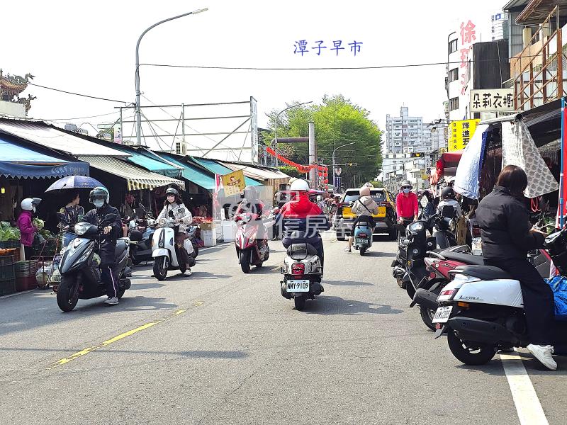 潭子環保公園面寬6.8米大地坪透天(專任)房屋室內格局與周邊環境