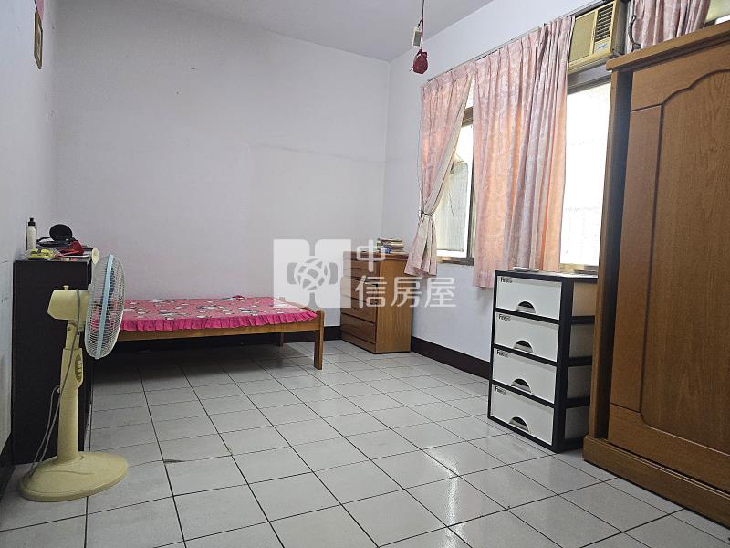 潭子環保公園面寬6.8米大地坪透天(專任)房屋室內格局與周邊環境