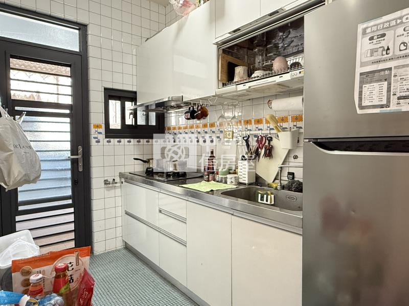 科博館、植物園旁★大三房/室內25坪美寓房屋室內格局與周邊環境