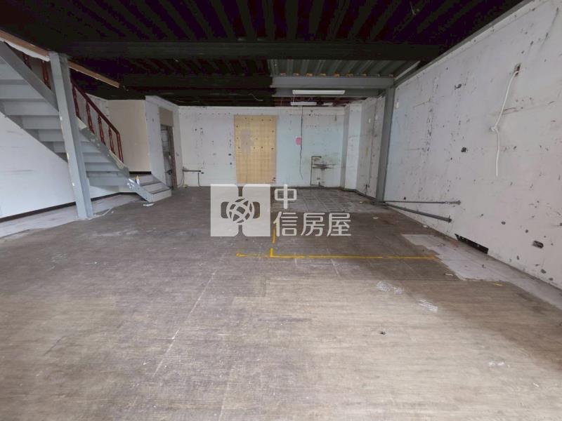 海華面寬雅典宮廷店面房屋室內格局與周邊環境