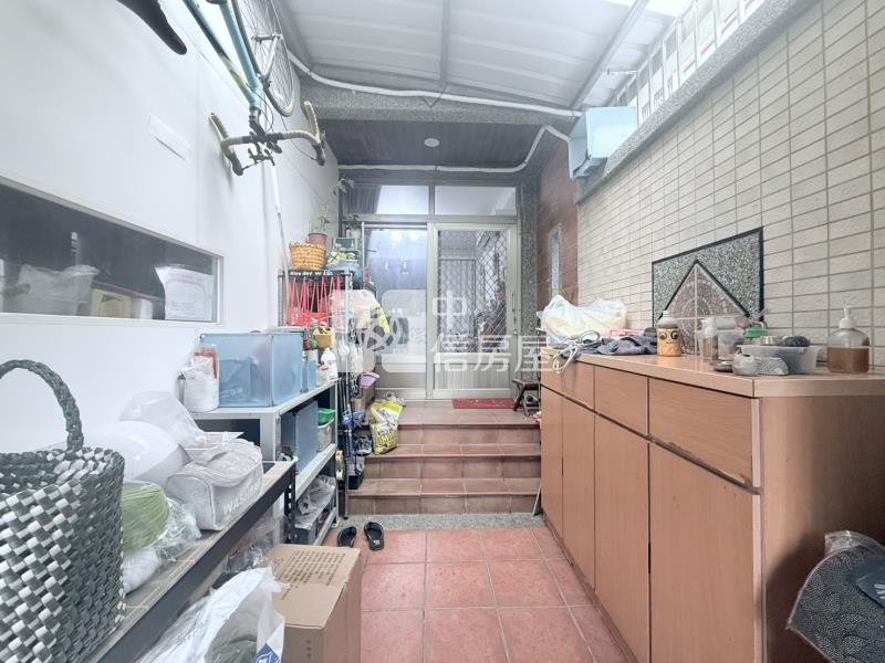 棒球優質公寓一樓*專約*房屋室內格局與周邊環境