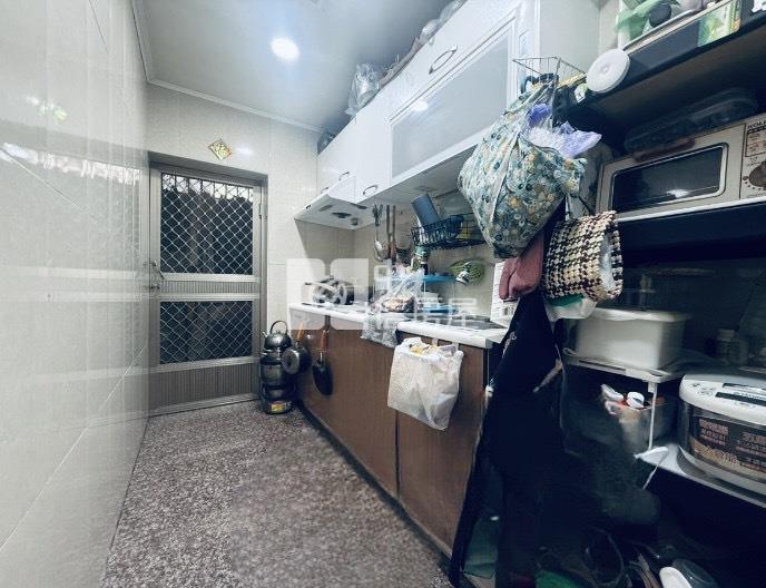 棒球優質公寓一樓*專約*房屋室內格局與周邊環境