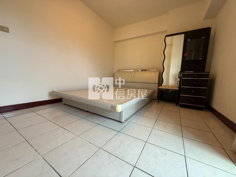 文化國小樓中樓兩房房屋室內格局與周邊環境