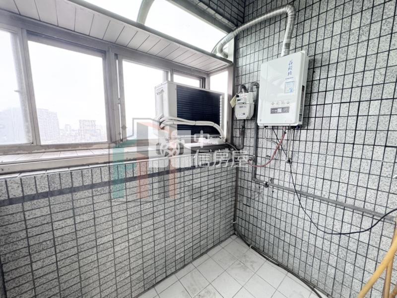 【豐禾】專-海華商圈美京大廈溫馨2改1房房屋室內格局與周邊環境