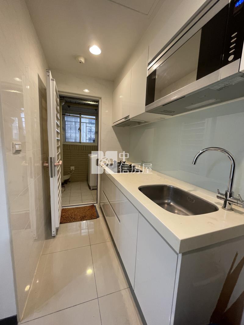 中壢法國紅超值2房房屋室內格局與周邊環境