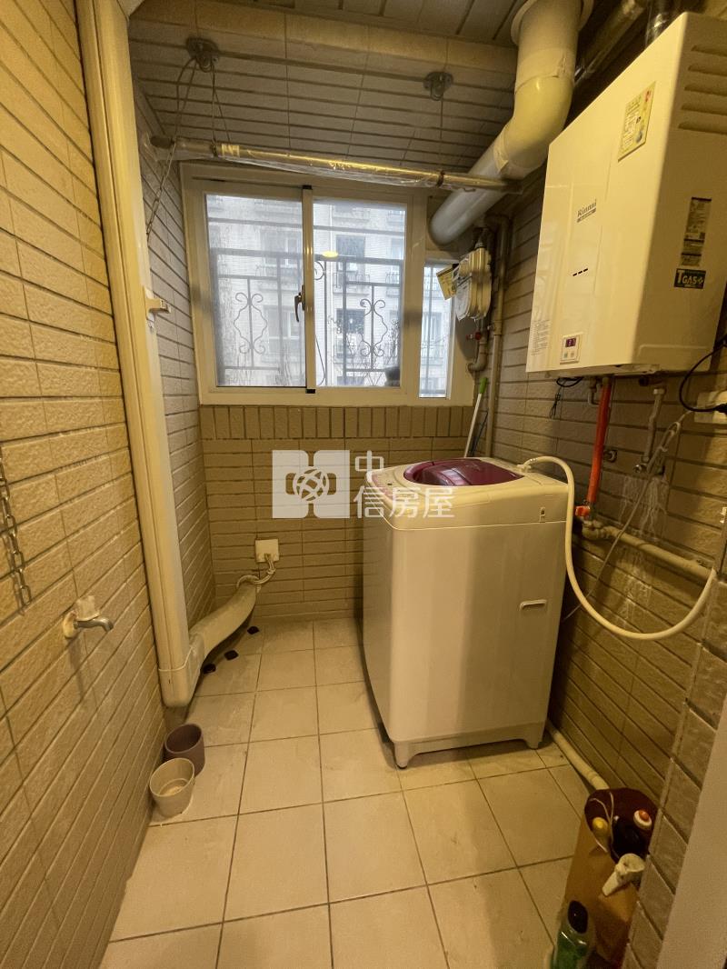 中壢法國紅超值2房房屋室內格局與周邊環境