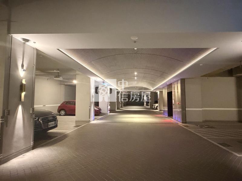 14期上階綠面樹海邊間三房平車房屋室內格局與周邊環境