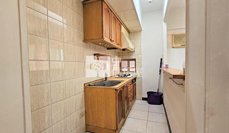 安平地中海明亮小資二房房屋室內格局與周邊環境